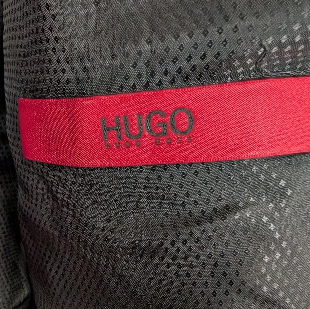 HUGO Elegant Black Men's Blazer 40R